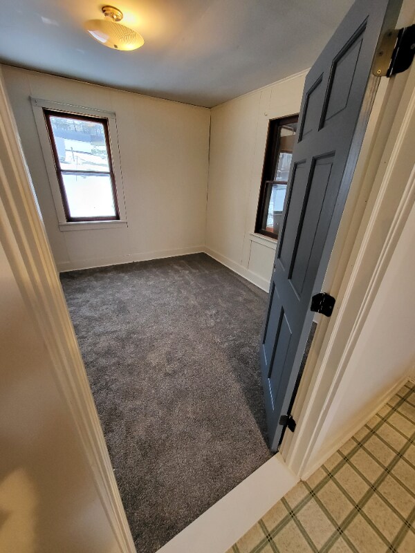 Building Photo - 100 Church St