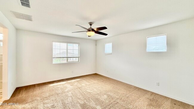 Building Photo - 10935 E Tesla Ave