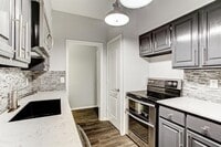 Building Photo - 2400 N Braeswood Blvd