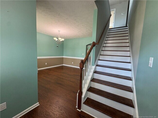 Building Photo - Experience Elegance: 4-Bedroom Gem with Granite Charm on Beaubien Drive