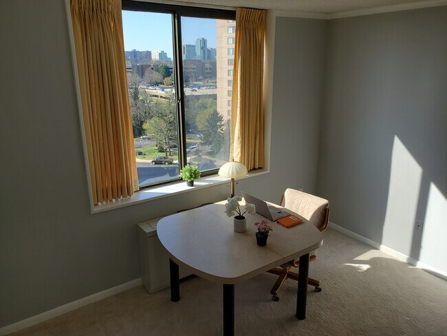 Building Photo - 3701 S George Mason Dr