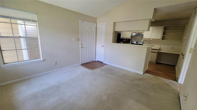 Building Photo - 5500 Devonbriar Way