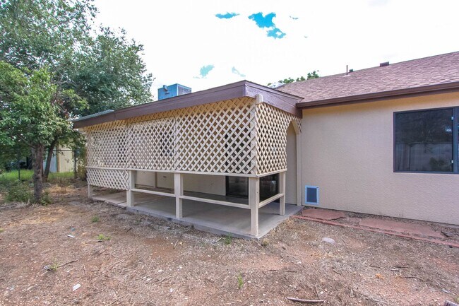 Building Photo - 3584 N Etheridge Dr