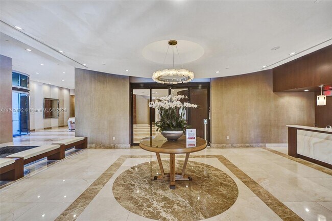 Building Photo - 19667 Turnberry Way