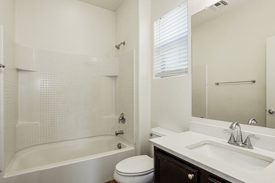 Building Photo - 10433 W Hammond Ln