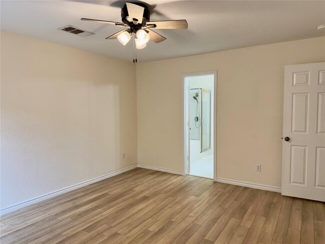 Building Photo - 11505 Bruce Jenner Ln