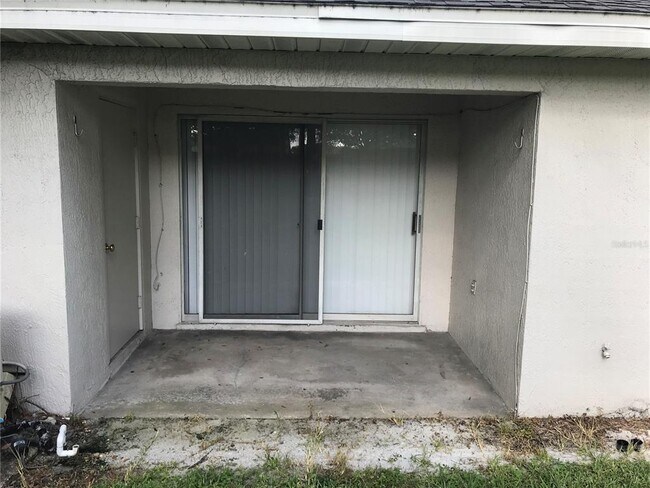 Building Photo - 14536 Laguna Beach Cir