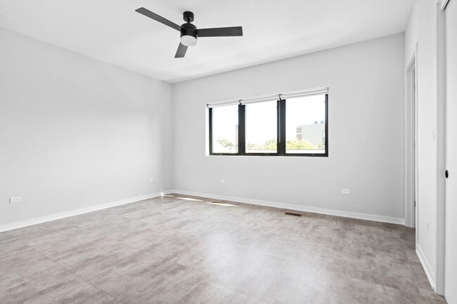 Building Photo - 6605 North Ave