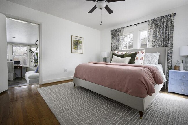 Building Photo - 717 NW 42nd St