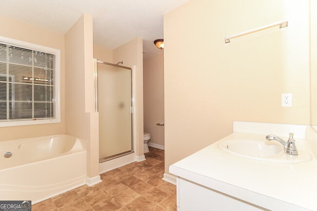 Building Photo - 149 Mill Pointe Ct