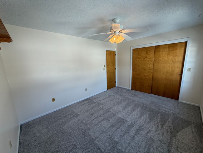 Building Photo - 62 Hayes Ave