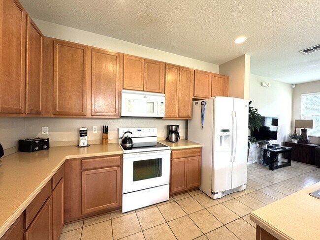 Building Photo - 3078 Seaview Castle Dr
