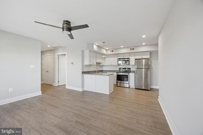 Building Photo - 502 Gerhard St