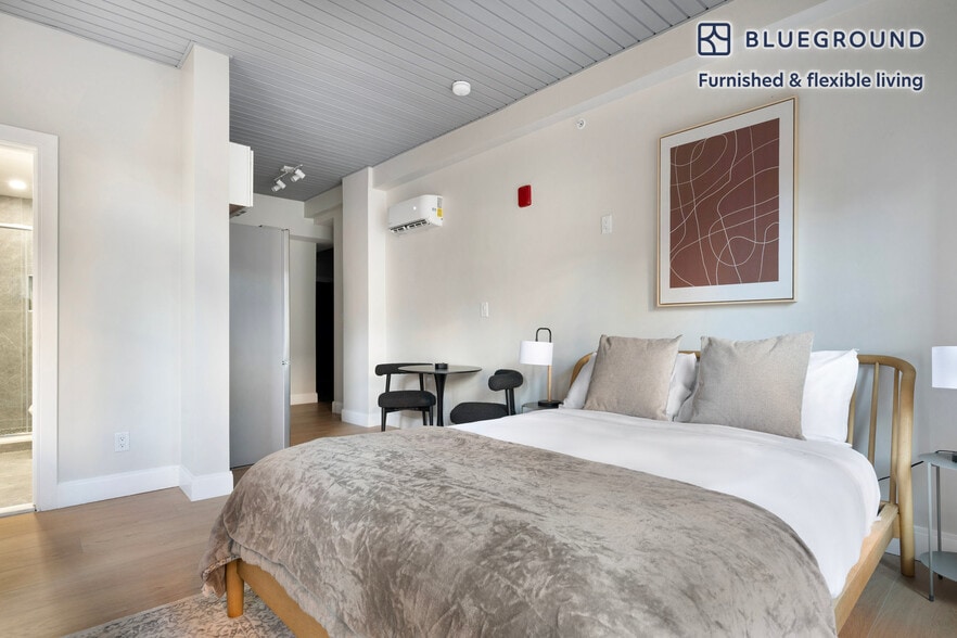 Building Photo - 44 Bromfield St