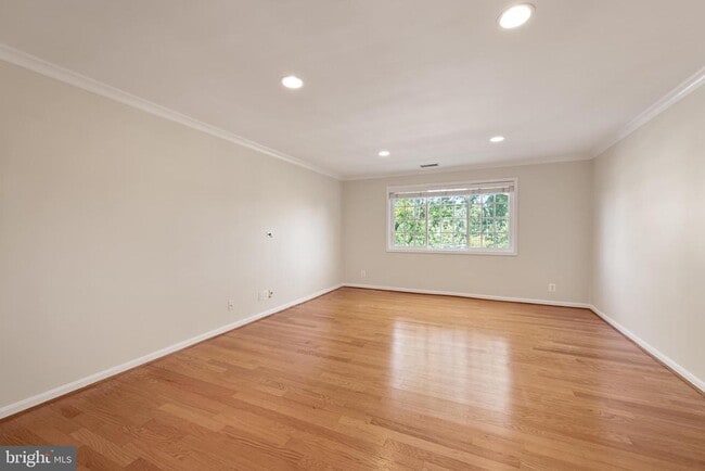 Building Photo - 1431-B N VAN DORN St