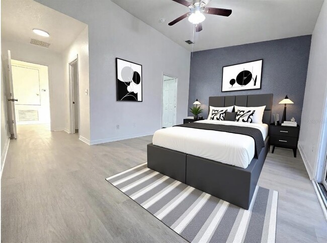 Building Photo - 13241 Opal Court North