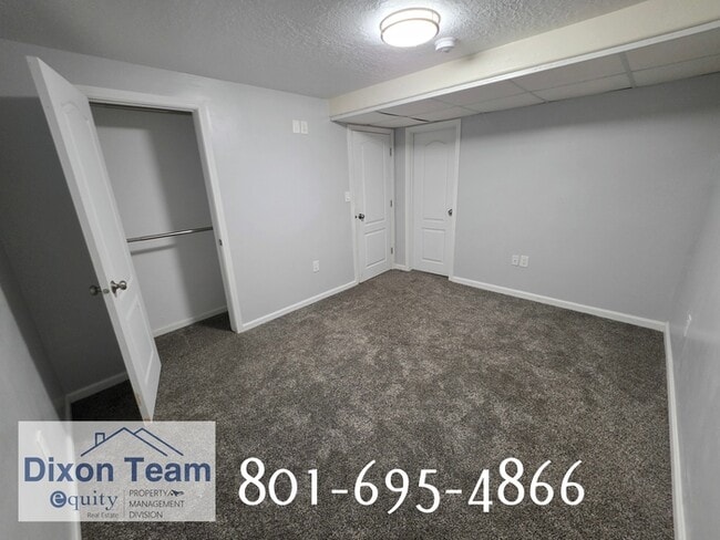 Building Photo - 44 W 150 N