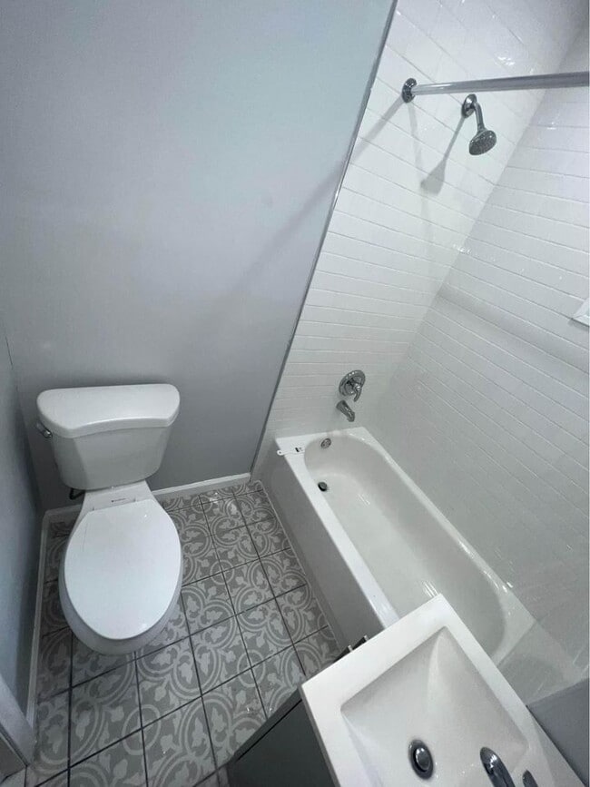 Building Photo - Sparks St