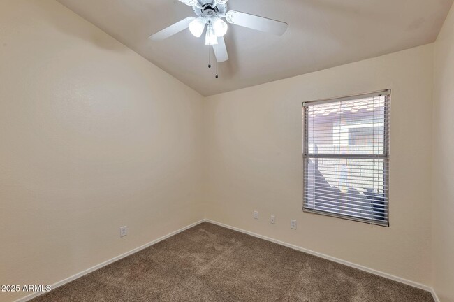 Building Photo - 2312 E Williams Dr