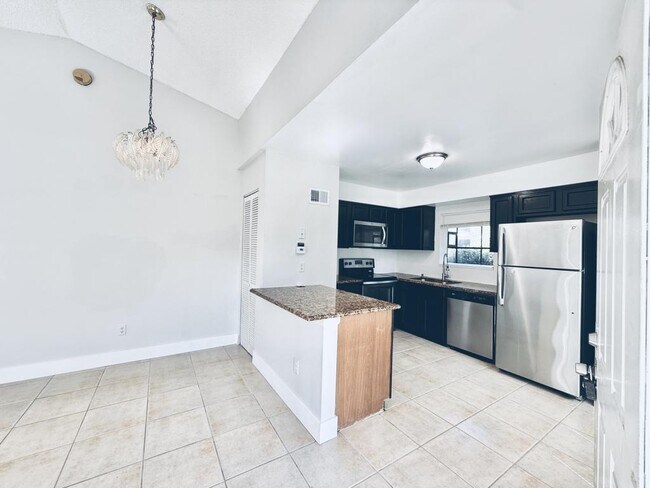 Building Photo - 4454 Pinebark Ave