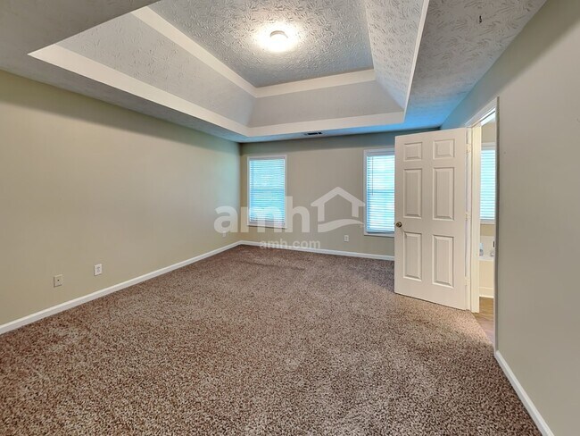 Building Photo - 900 Cline Petty Way