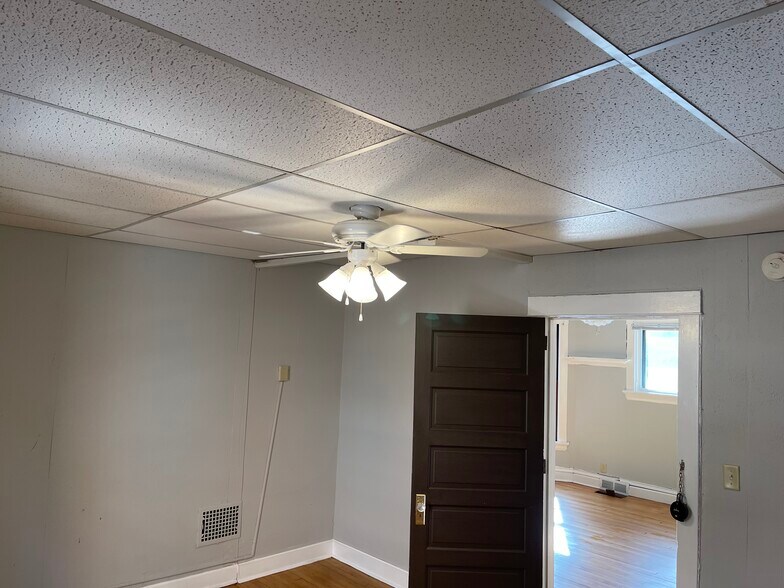 Building Photo - 110 S Blair St