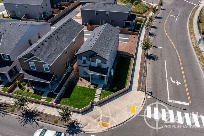 Building Photo - 1454 NW 20th Ave