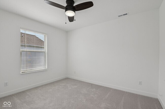 Building Photo - 15480 Postman Rd