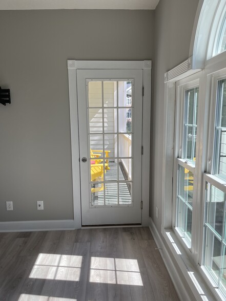 Bedroom - 674 Riverwalk Dr