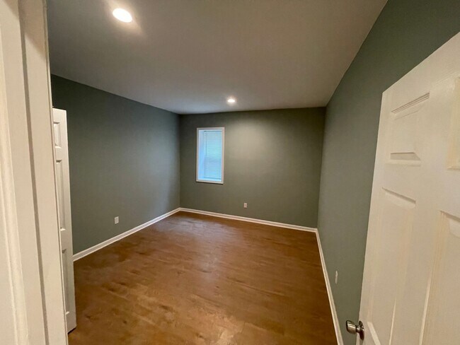 Building Photo - 307 S White Horse Pike