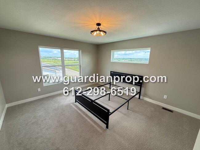 Building Photo - Luxury New Construction Townhouse Availabl...