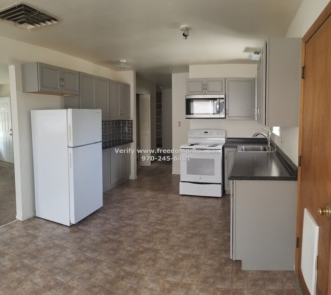 Building Photo - 513 N 20th St