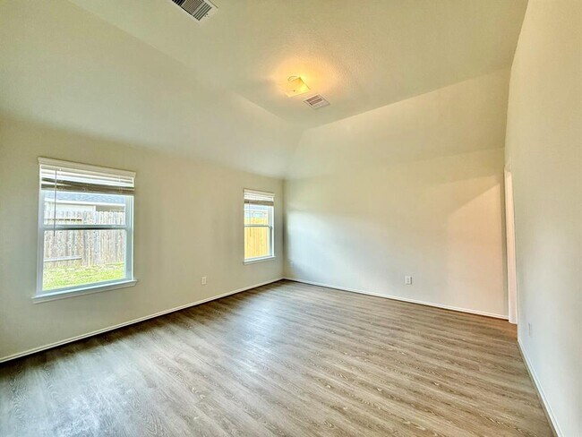 Building Photo - 4310 Wind Swell Ln