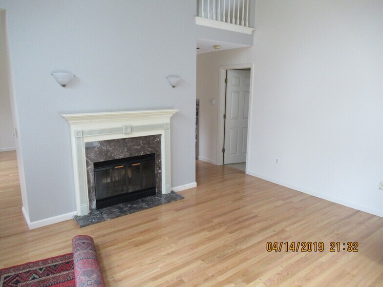 LIVING AREA - 100 Winterbourne Ln