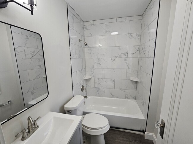 Building Photo - 9614 McCracken Rd