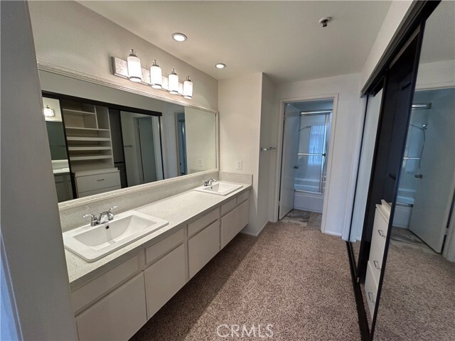 Building Photo - 2563 Plaza del Amo Plz