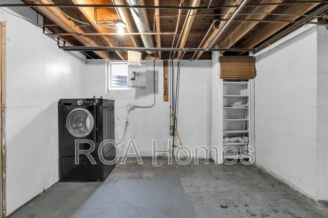 Building Photo - 1508 Castle Ave