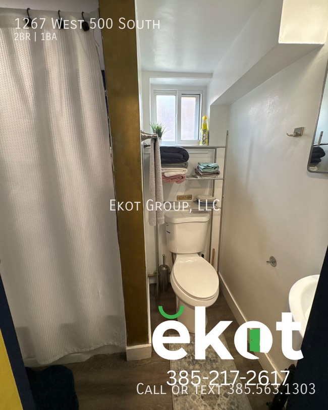 Building Photo - 1267 W 500 S