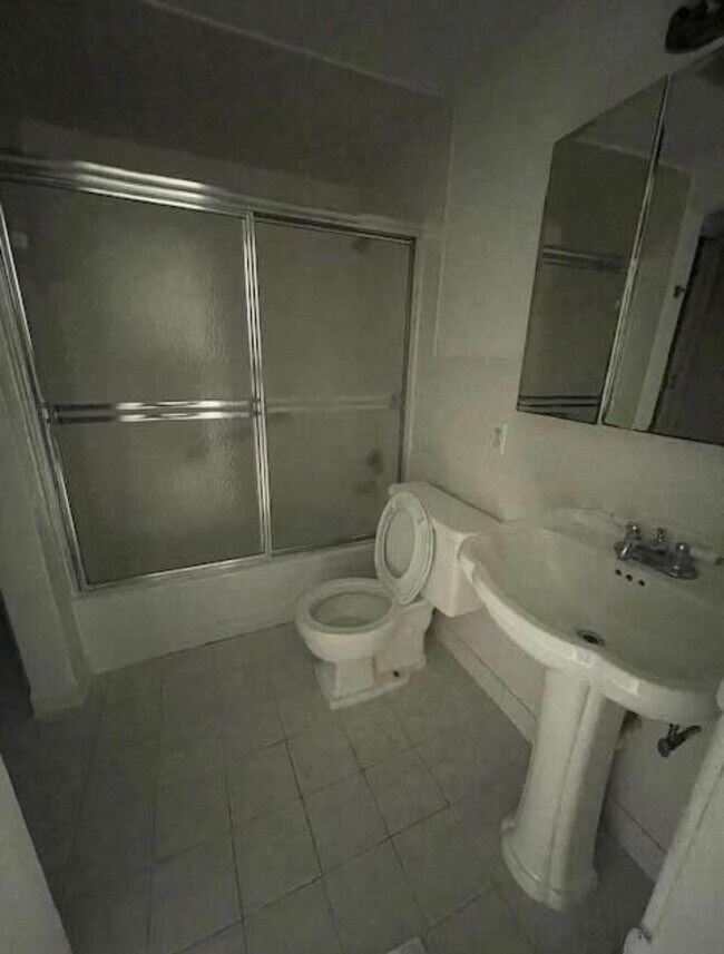 Building Photo - 66 Easthampton C