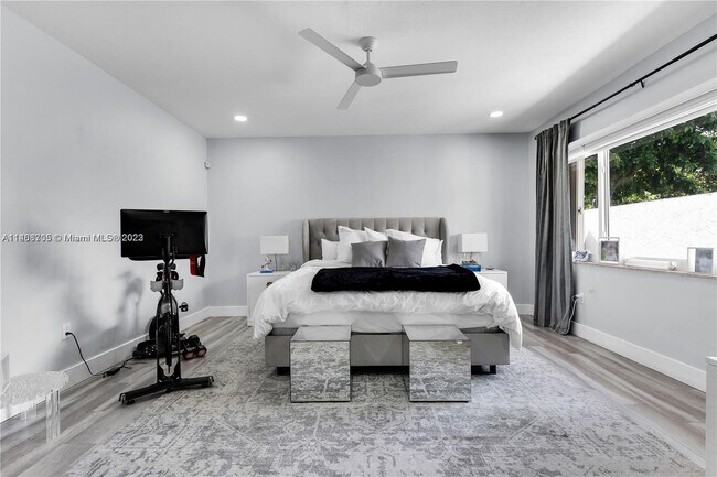 Building Photo - 17610 SW 80th Ct