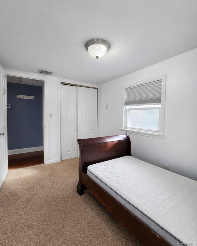 Building Photo - 39 Musket Dr