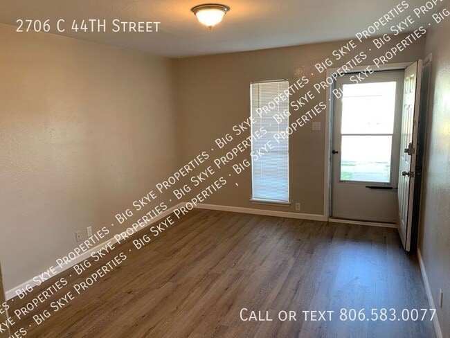 Building Photo - 2706 44th St