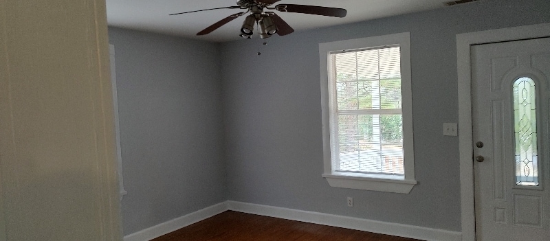 Building Photo - 763 Ergle St