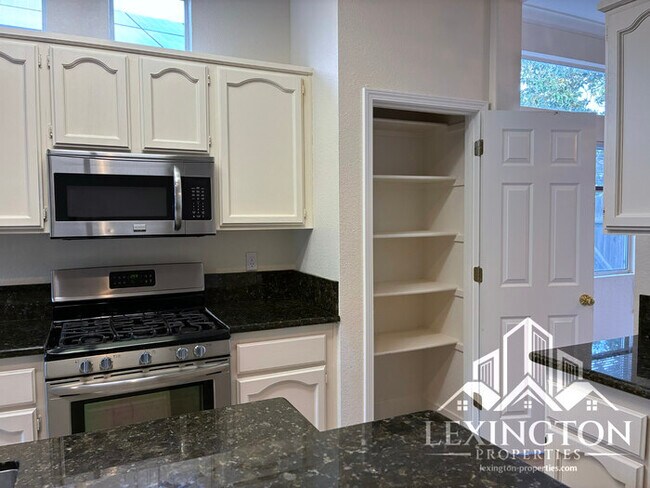 Building Photo - Beautifully Updated, 3BD+office/2BA, Single-Story Home in Rocklin – Off Stanford Ranch Rd., Near ...