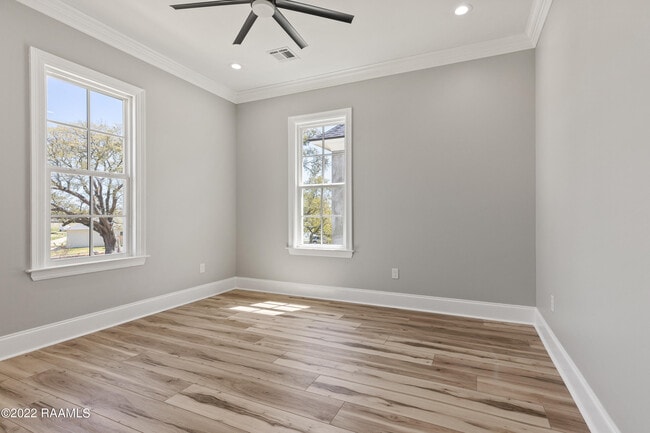 Building Photo - 327 Bozeman Trl