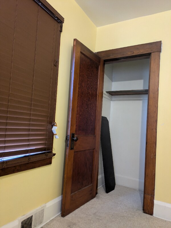 Building Photo - 512 E Philadelphia Ave