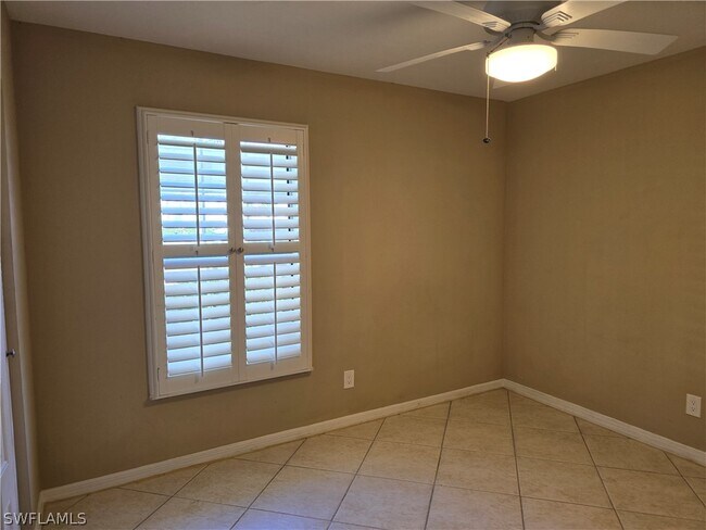 Building Photo - 2656 Kings Lake Blvd