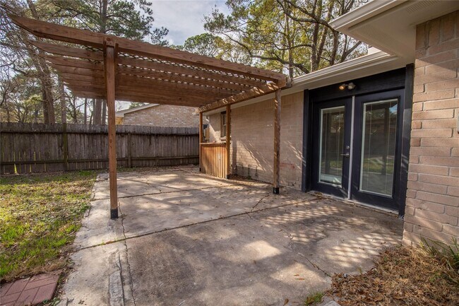 Building Photo - 4419 Reynaldo Dr