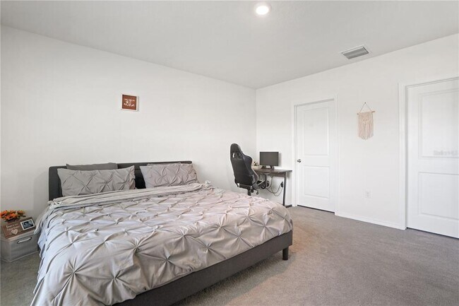 Building Photo - 33592 Barberry Leaf Wy