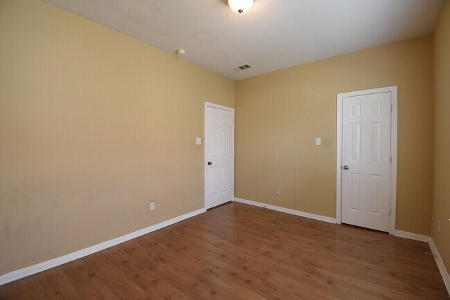 Building Photo - 13102 N Bellaire Estates Dr